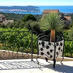 Luxury Stone Smokvica, Heated Pool, Sauna, Jacuzzi, Sea View 로고즈니차