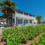 Luxury Stone Smokvica, Heated Pool, Sauna, Jacuzzi, Sea View Rogoznica (Sibenik-Knin)