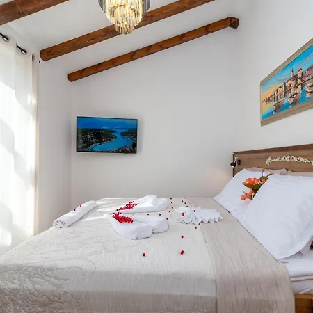 Luxury Stone Smokvica, Heated Pool, Sauna, Jacuzzi, Sea View Βίλα *