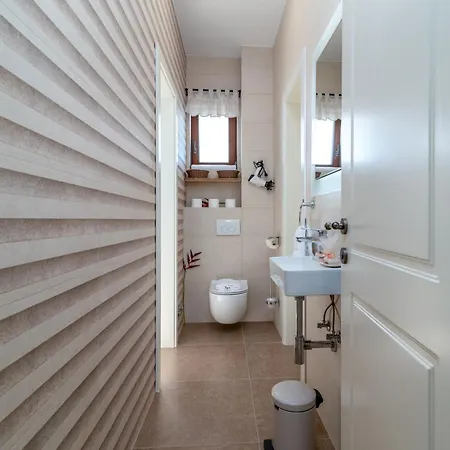 Luxury Stone Smokvica, Heated Pool, Jacuzzi, Sauna, Sea View * Rogoznica (Sibenik-Knin)