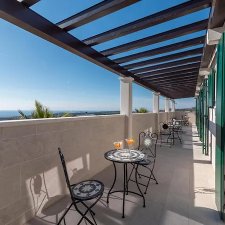 Stone Smokvica With Vineyard, Swimming Pool, Jacuzzi, Gym And Panoramic Sea Views Rogoznica (Sibenik-Knin)