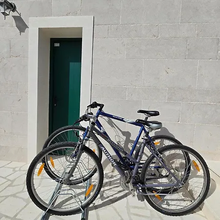 Stone Smokvica With Vineyard, Swimming Pool, Jacuzzi, Gym And Panoramic Sea Views Villa Rogoznica (Sibenik-Knin)