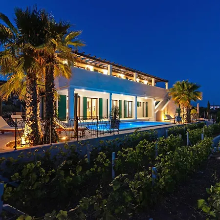 Villa Luxury Stone Smokvica, Heated Pool, Jacuzzi, Sauna, Sea View *