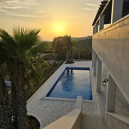 Stone Smokvica With Vineyard, Swimming Pool, Jacuzzi, Gym And Panoramic Sea Views Villa Rogoznica (Sibenik-Knin)