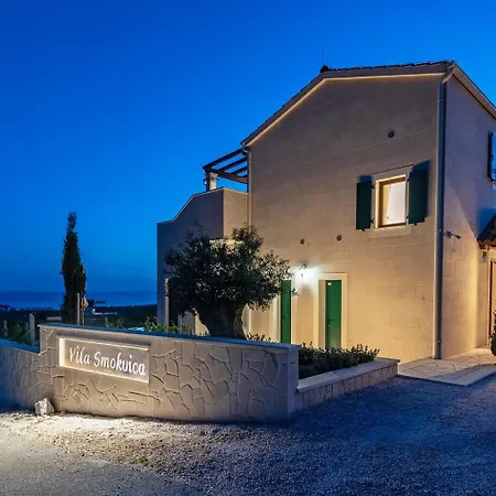 Luxury Stone Smokvica, Heated Pool, Sauna, Jacuzzi, Sea View 别墅 罗戈兹尼察