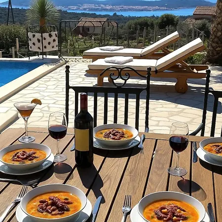 Luxury Stone Smokvica, Heated Pool, Sauna, Jacuzzi, Sea View Villa Rogoznica (Sibenik-Knin)