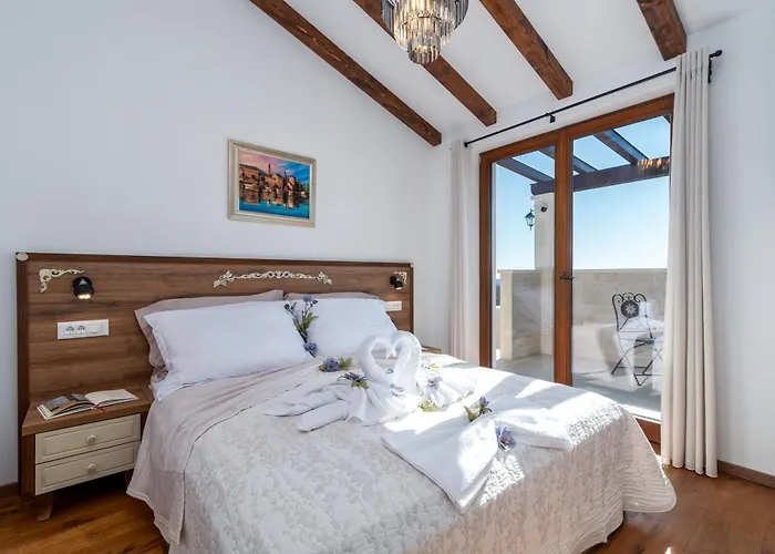 Villa Luxury Stone Smokvica, Heated Pool, Sauna, Jacuzzi, Sea View Rogoznica (Sibenik-Knin)