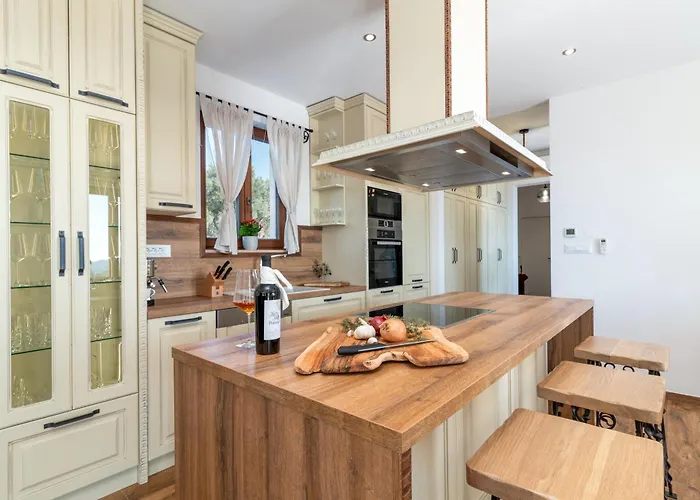 Luxury Stone Smokvica, Heated Pool, Sauna, Jacuzzi, Sea View Villa