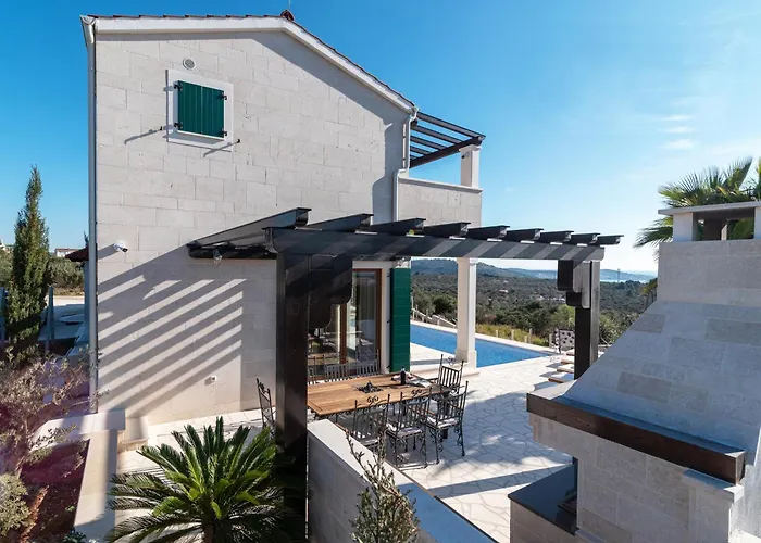 Villa Luxury Stone Smokvica, Heated Pool, Sauna, Jacuzzi, Sea View