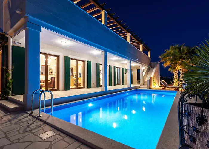 Luxury Stone Smokvica, Heated Pool, Sauna, Jacuzzi, Sea View Villa