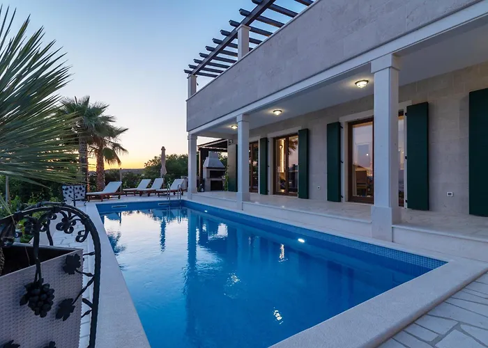 Luxury Stone Smokvica, Heated Pool, Sauna, Jacuzzi, Sea View Villa