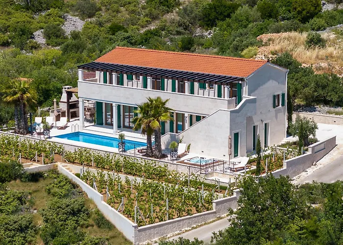 Luxury Stone Smokvica, Heated Pool, Sauna, Jacuzzi, Sea View *